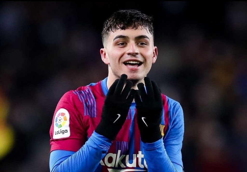 Gol Tunggal Pedri Bawa Barcelona Menang Tipis 1-0 Atas Sevilla Selebrasi Pedri usai cetak gol penting ke gawang Sevilla (Tangkapan Layar Instagram @fcbarcelona)