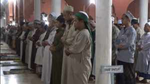 Begini Cerita Jamaah Yang Ikut Shalat Tarawih 30 Juz di Magetan