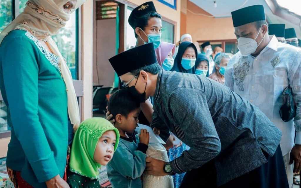 Safari Ramadan, Bupati Badrut Tamam Santuni Yatim dan Duafa