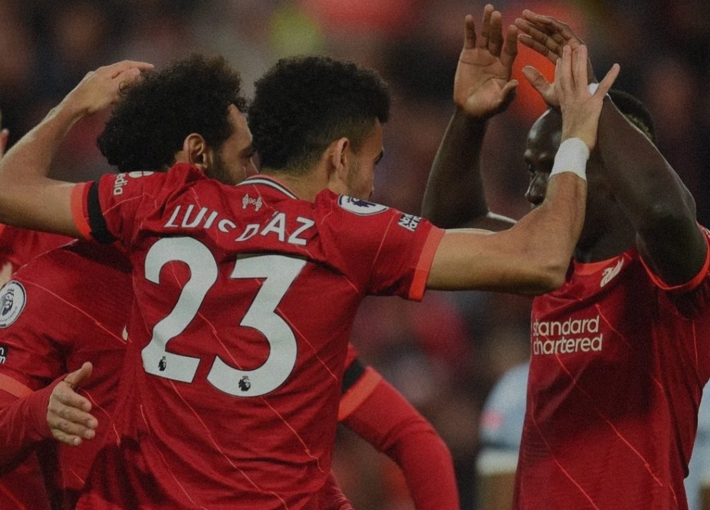 Foto Liverpool saat kalahkan Man United (Tangkapan Layar Instagram @liverpoolfc)