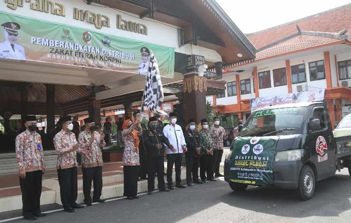 4.200 Paket Zakat Fitrah Anggota KORPRI Kabupaten Mojokerto Didistribusikan