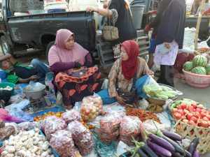 Permintaan Naik, Harga Telur Ayam Ras Meroket
