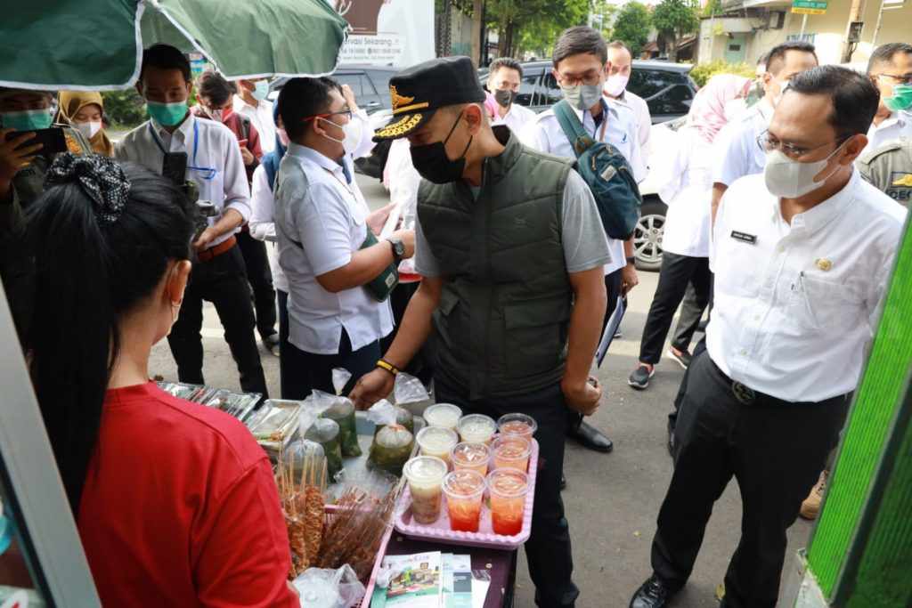 Sidak Takjil, Pemkot Kediri Temukan Boraks Pada Ongol-Ongol
