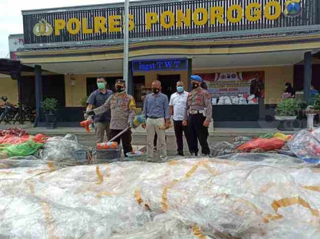 Polres Ponorogo Adakan Sayembara Berhadiah Uang untuk Informan Balon Udara