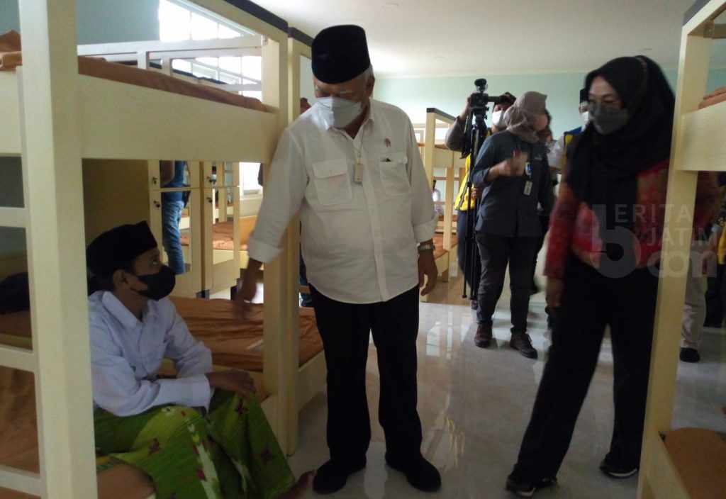 Di Jombang, Menteri PUPR Juga Resmikan Rusun Pondok Pesantren Bhakti Bapak Emak