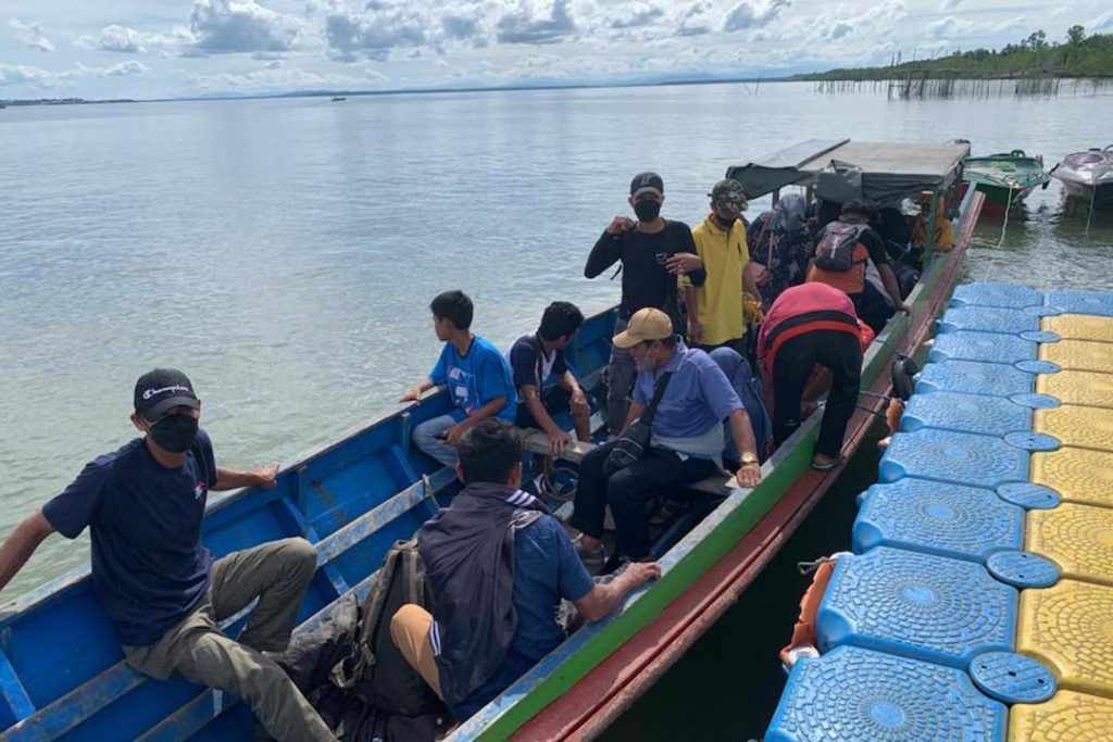 Marinir TNI AL Gagalkan Penyelundupan TKI Ilegal ke Malaysia