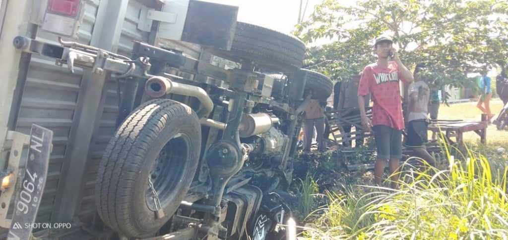 Kecelakaan Maut Probolinggo, Truk dan Pikap Balapan, 2 Orang Meninggal, 1 Kritis