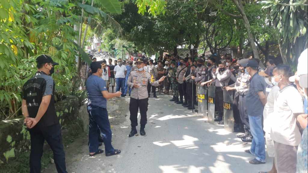 Rumah Dikepung, Pelaku Pembunuhan di Tuban Berhasil Kabur