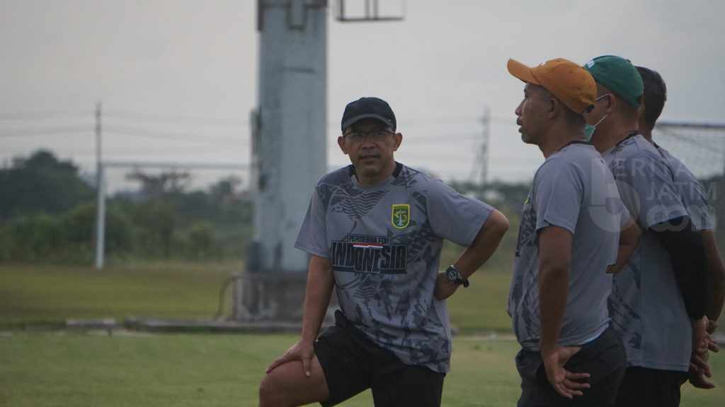 Aji Santoso: Suasana Kekeluargaan di Persebaya Percepat Adaptasi Pemain Baru