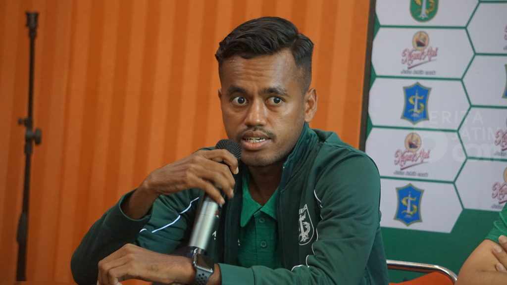 Alwi Slamat Kapten Persebaya