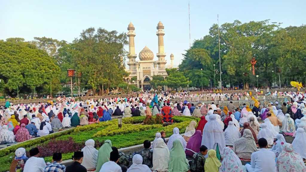 Lebaran 2022, Masjid Agung Jami Kota Malang Kembali Dipenuhi Jamaah