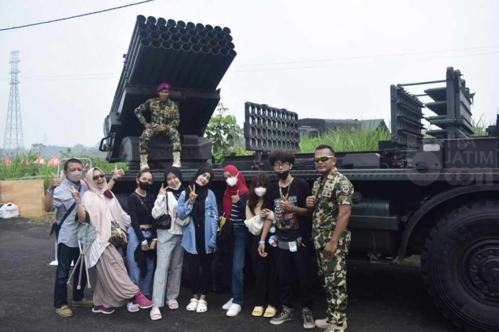 Menart 2 Mar Dukung Gelaran Navy Jazz Traffic Festival di Malang