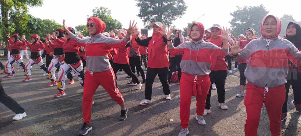 Pecahkan Rekor MURI, PDIP Kabupaten Kediri Gelar Senam SICITA dengan Peserta Terbanyak se-Indonesia