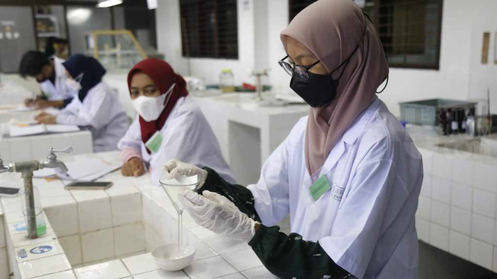 Prodi Pendidikan Biologi UM Malang Raih Akreditasi Unggul