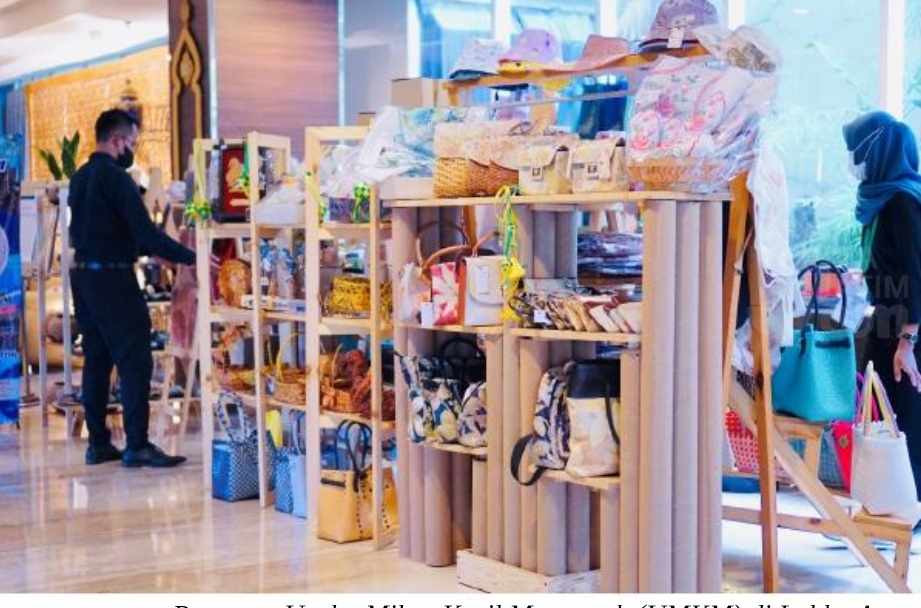 Aston Madiun Hadirkan Pameran UMKM