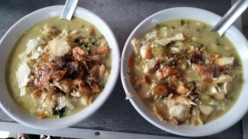 Soto Branggahan Kediri Berbalut Kuah Santan Penggugah Selera
