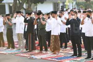 Tata Cara Salat Idulfitri, Lengkap Niat Arab Latin dan Artinya