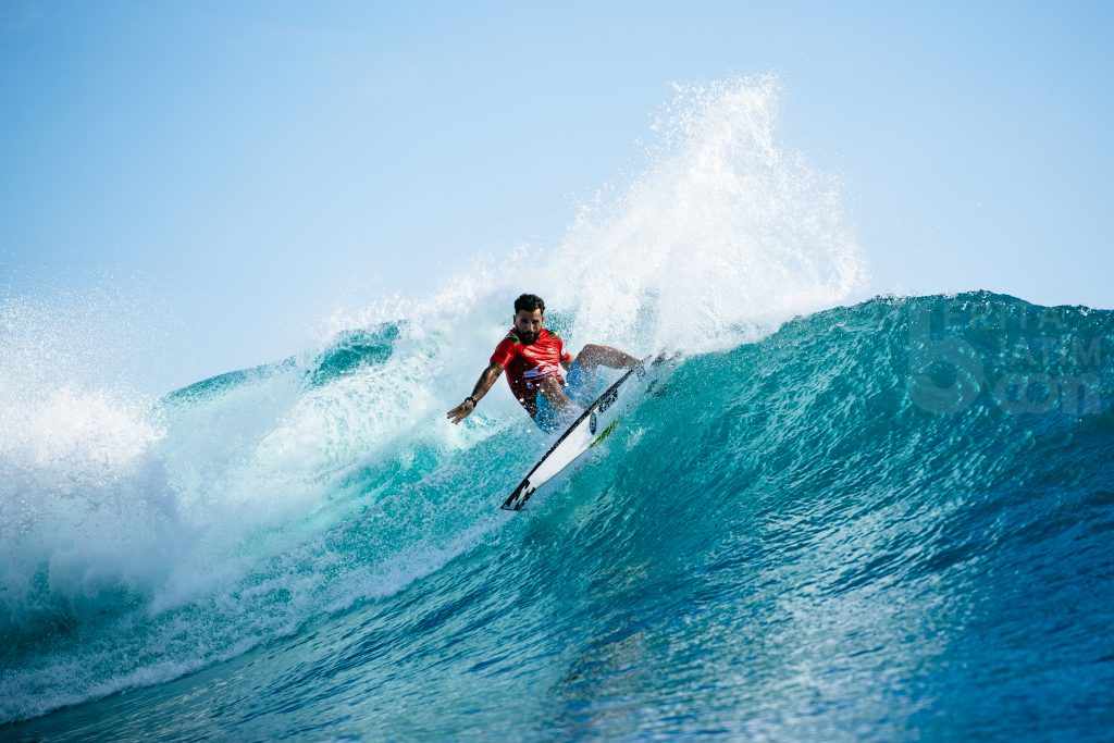 Hari Kedua, World Surf League Championship Tour 2022 di Banyuwangi Dihentikan