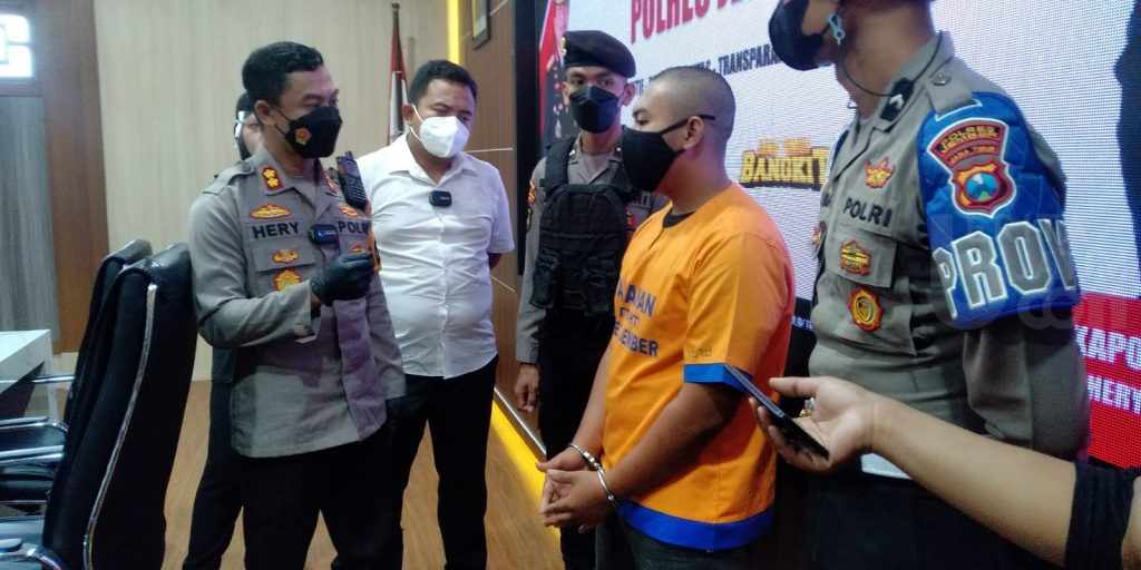 Cemburu, Pria di Jember Tusuk Leher Diky Hingga Tewas