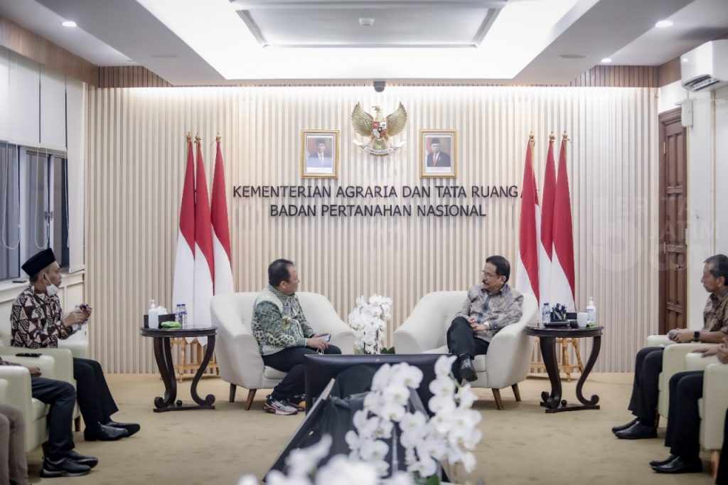 Menteri ATR Sofyan Djalil Tak Ingin Lapangan Talangsari Jadi Kantor BPN Jember