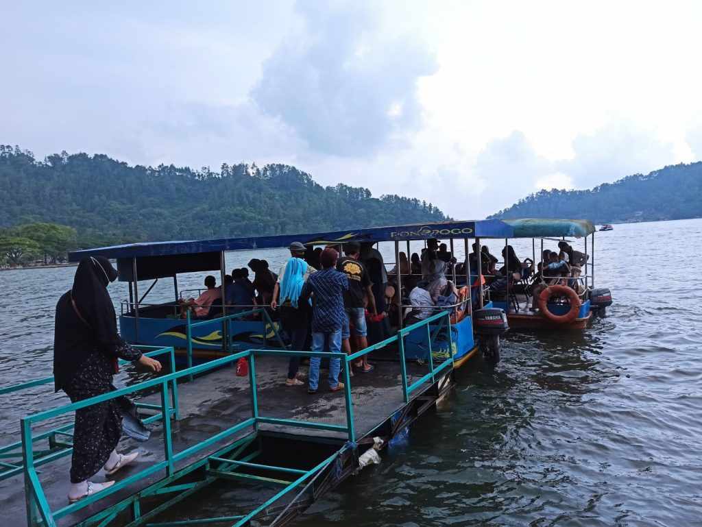 Wisata Telaga Ngebel Pecah, Sepekan Lebaran Capai 27.550 Pengunjung