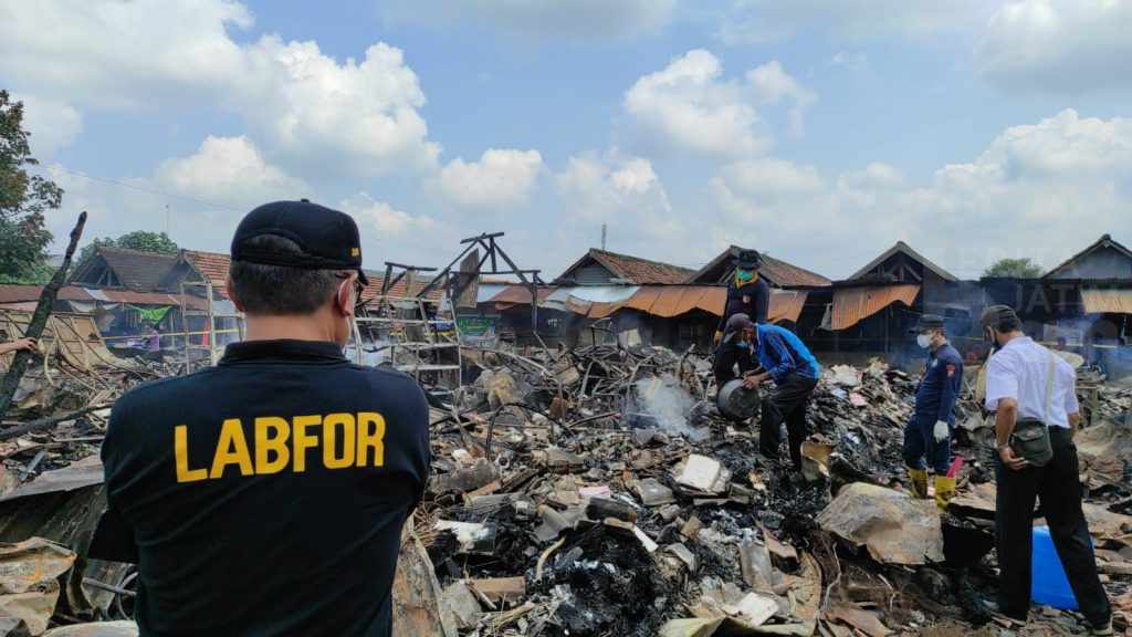 Pasar Ngadiluwih Kediri Terbakar, Labfor Polda Jatim Temukan Titik Awal Api