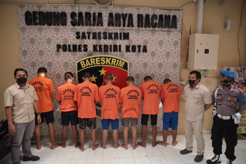 Gerombolan Bermotor Berulah di Kota Kediri, 3 Warga Jadi Korban