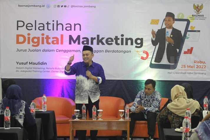 Baznas Jombang Bekali Pelaku Usaha dengan Digital Marketing