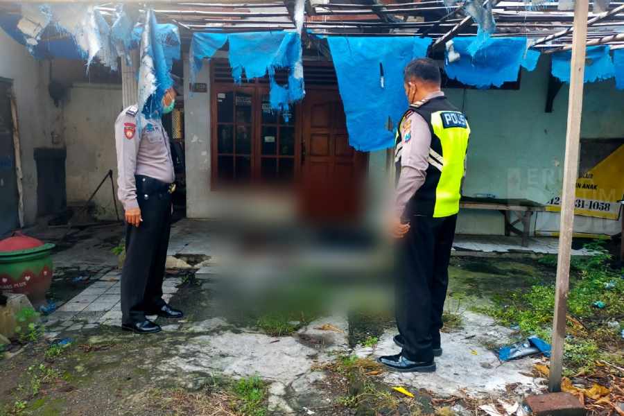 Pengamen di Kediri Meninggal di Teras Rumah Kosong, Sempat Mengeluh Belum Makan