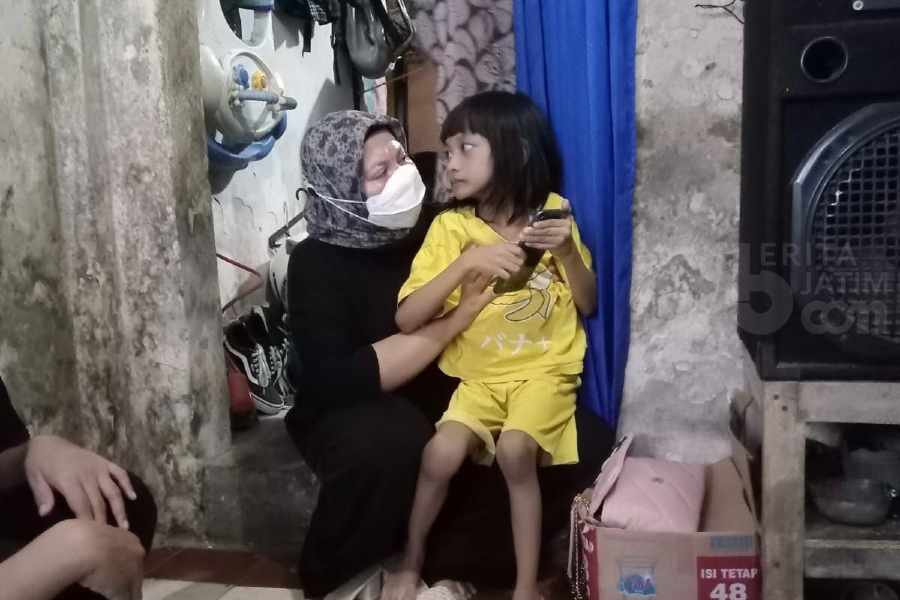 Kisah Pilu Rafa, Bocah 7 Tahun Asal Surabaya Tak Mampu Berjalan Akibat Sakit Saat Balita