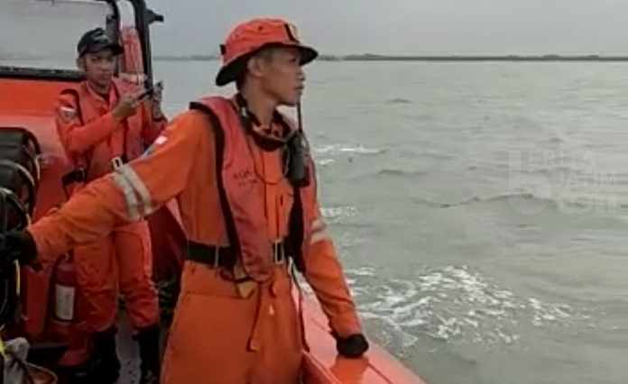 Warga Sampang Nekat Loncat dari Suramadu, Tim SAR Lakukan Pencarian