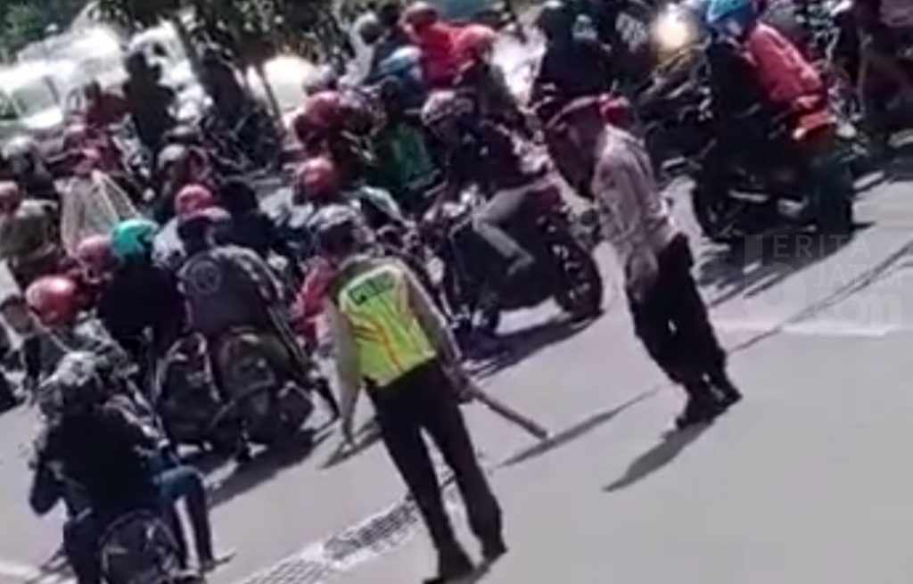 Diserang Kelompok Pesilat, Dua Warga Lamongan Dilarikan ke Rumah Sakit