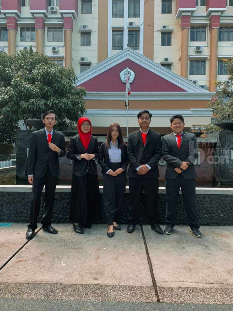 Universitas Brawijaya Jadi Juara Nasional Islamic Law Fair