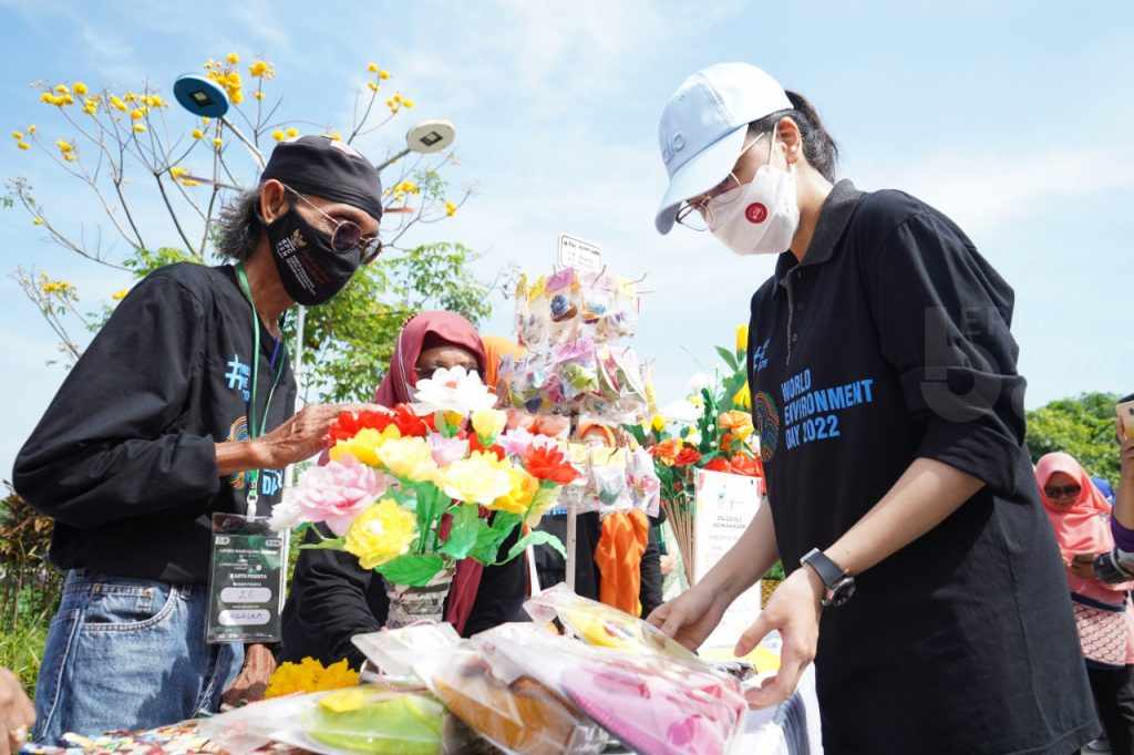 Istri Bupati Kediri Ajak Kurangi Sampah Plastik dengan Ubah Kebiasaan Harian