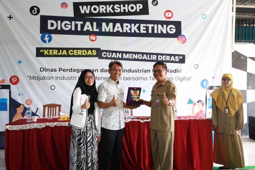 Disperdagin Kota Kediri Gelar Workshop Digital Marketing