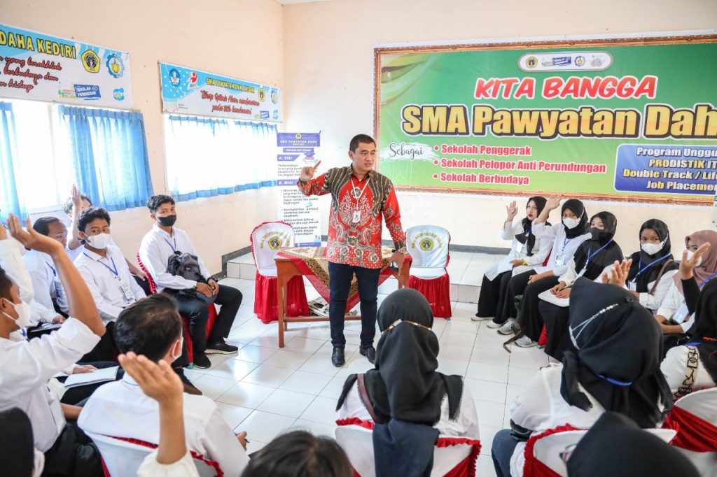 Kurangi Angka Pengangguran Terbuka, Dinkop-UMTK Kediri Aktif Berikan Counseling Career