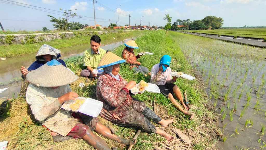 Hari Krida Pertanian, Taman Zakat Bawakan Kopi dan Dengar Keluh Kesah Para Petani