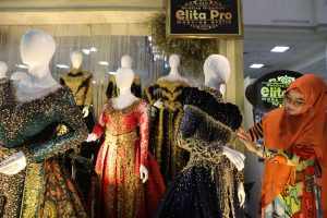 Bisnis MUA Kembali Menggeliat, Elita Pro Bikin Show Tunggal