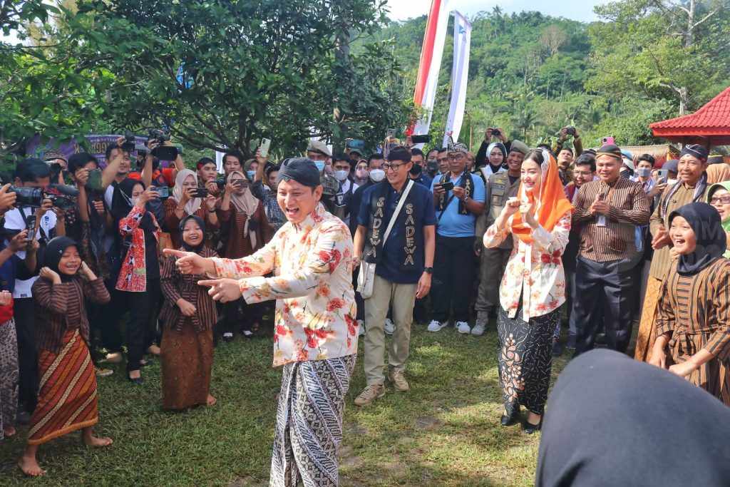 Sandiaga Uno Takjub dengan Desa Wisata Watu Kandang Trenggalek