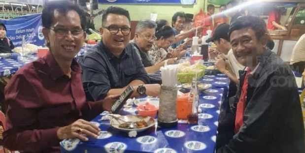 Eks Gubernur DKI Jakarta Kangen Tahu Campur Kalasan Surabaya