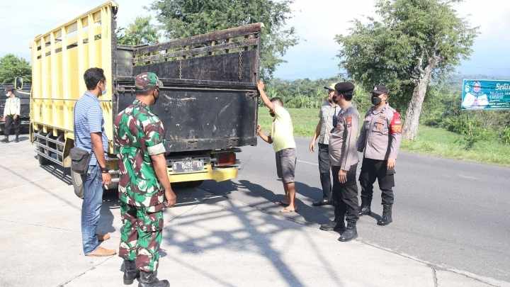 Razia Gabungan Mobilitas Hewan Ternak Gencar Dilakukan di Mojokerto