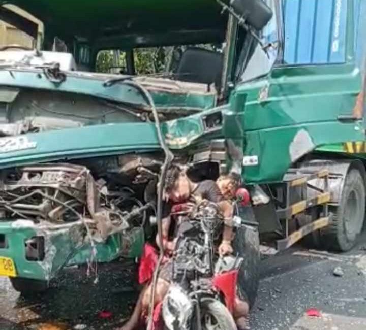 Polisi Gresik Buru Sopir Kontainer Penyebab Kecelakaan Tewaskan 2 Pelajar