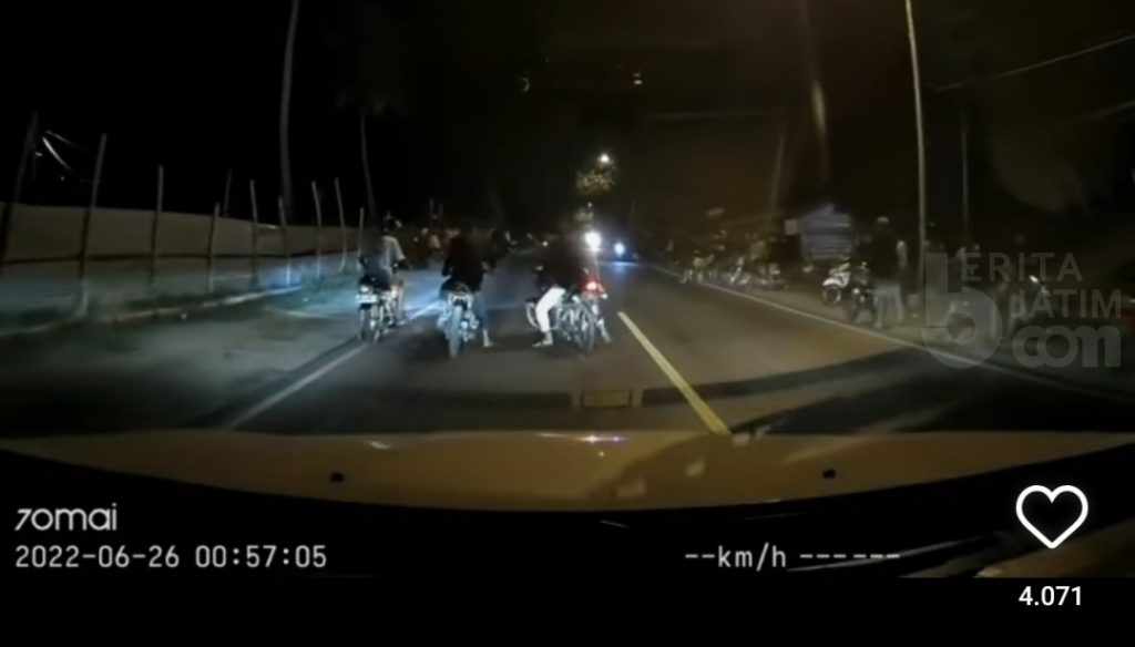 Viral Video Balap Liar di Tuban Lempari Mobil, Begini Kata Polisi