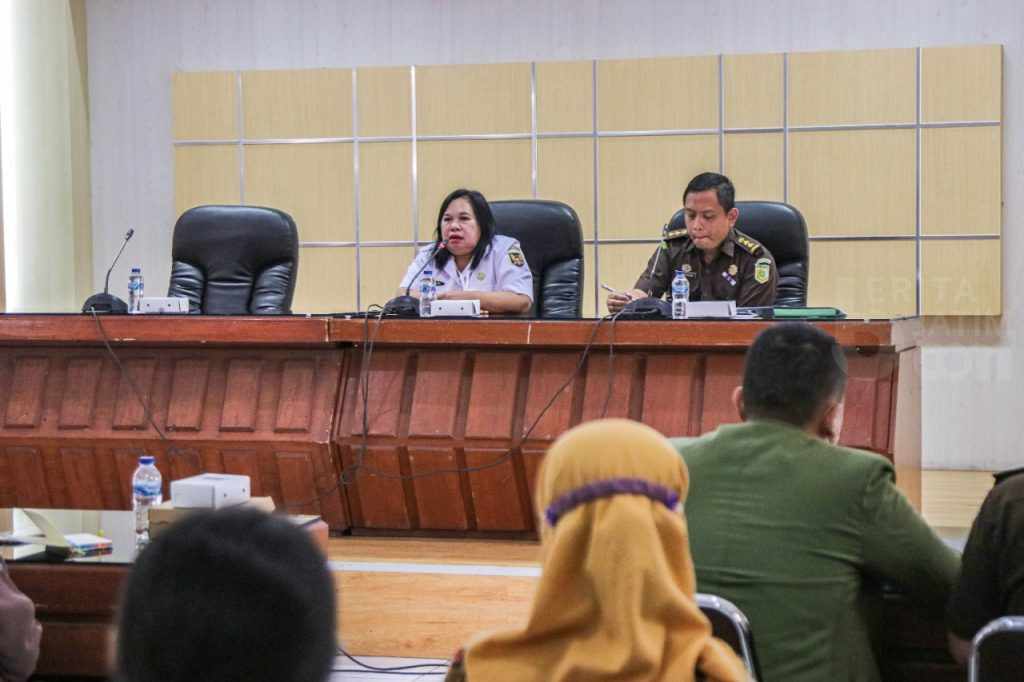 Disperdagin Kota Kediri Beri Penyuluhan Hukum Mitra Binaan