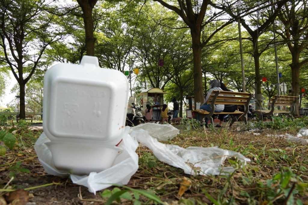 Bupati Kediri Perintahkan Pembuang Sampah Sembarangan di SLG Ditindak