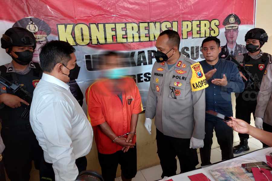 Iming-imingi Uang dan Cincin Emas, Kadus di Ngawi Tega Setubuhi Anak Bawah Umur