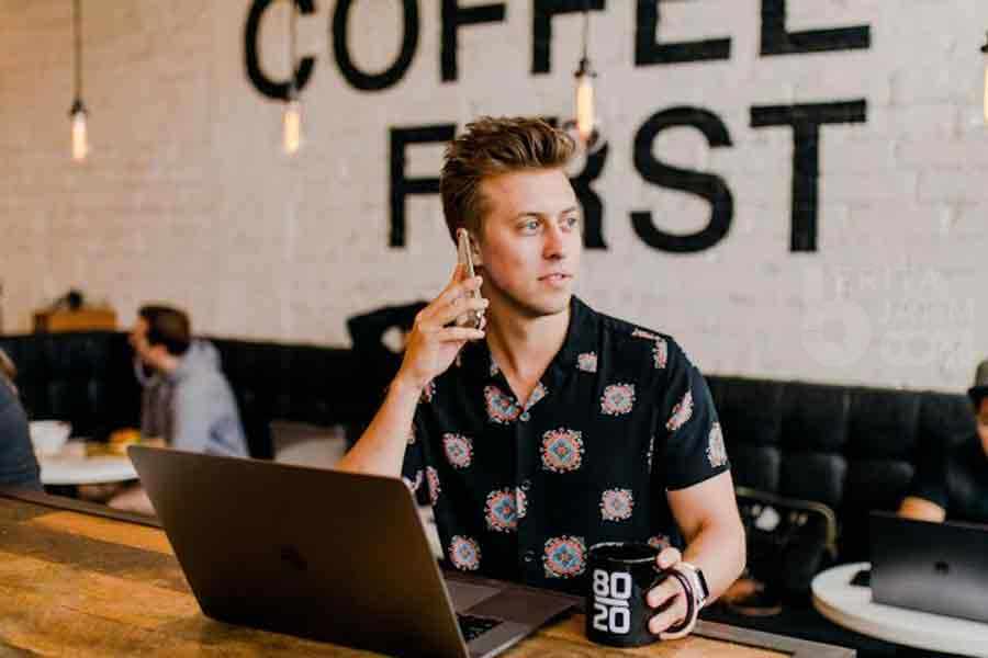 4 Alasan Pentingnya Membangun Personal Branding Bagi Penulis