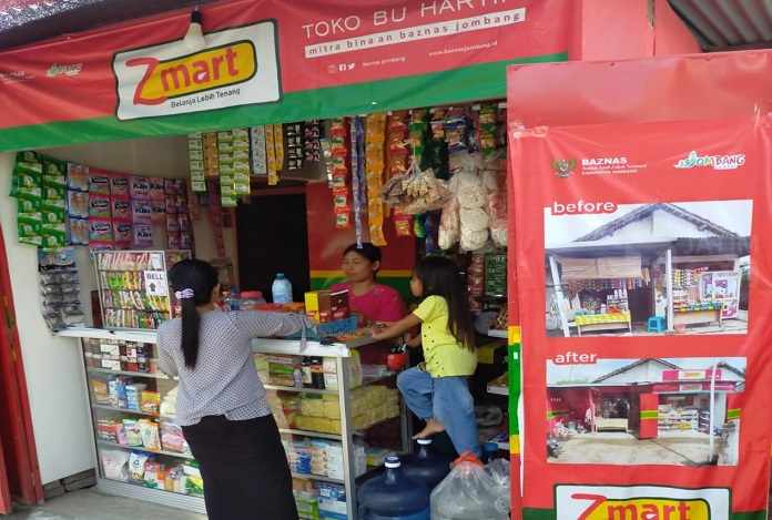 Dapat Bantuan Baznas Jombang, Toko Milik Hartini dan Mulianah Makin Berkembang