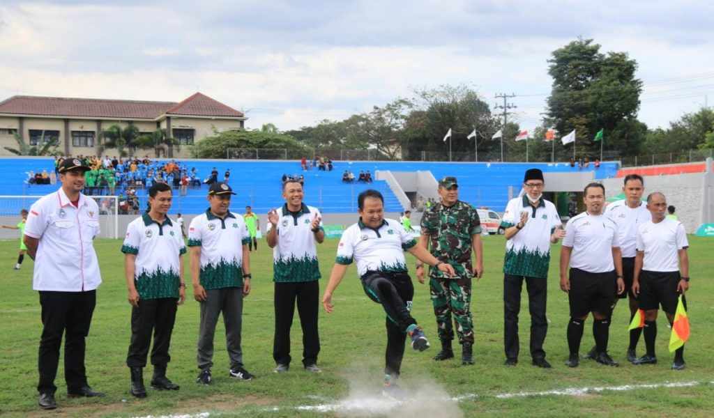 Bupati Hendy: Kita Bawa Piala KSAD Liga Santri ke Jember