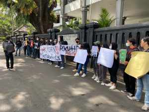 Mahasiswa di Malang Tuntut Transparansi Draft RKUHP
